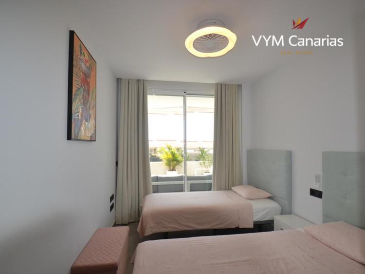 New In Terazzas De Costa Adeje. Big Terrace With A Garden, Heated Pool And Private Parking Apartment *
